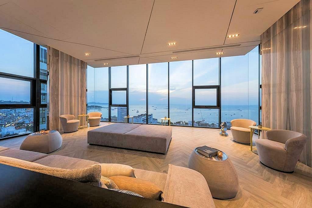 The Base Central Pattaya By Pattaya Holiday Exteriör bild