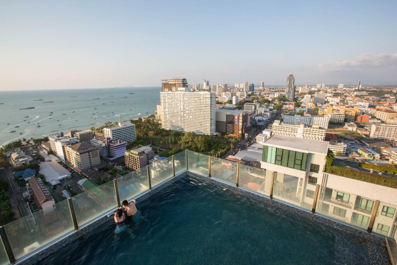The Base Central Pattaya By Pattaya Holiday Exteriör bild