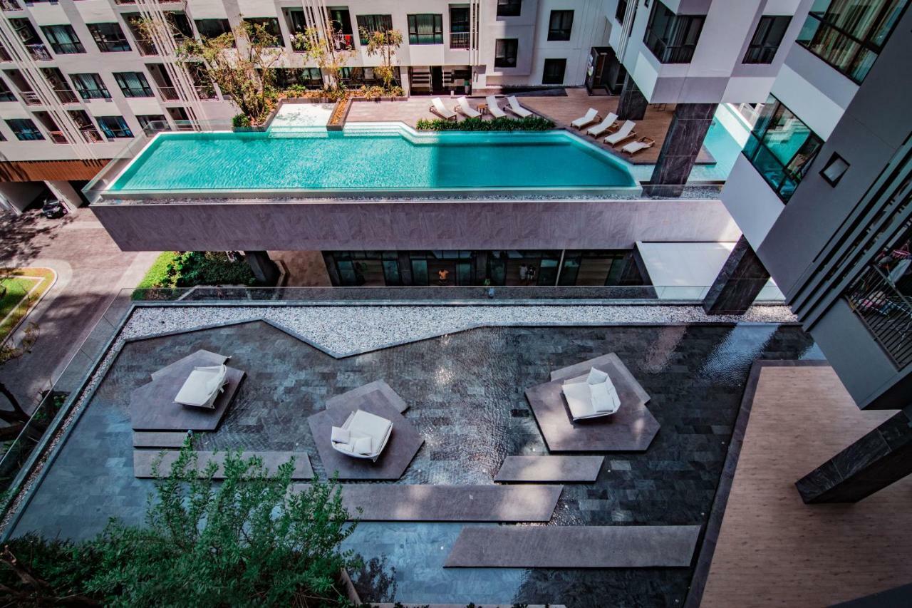 The Base Central Pattaya By Pattaya Holiday Exteriör bild