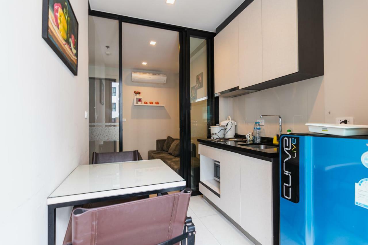 The Base Central Pattaya By Pattaya Holiday Exteriör bild