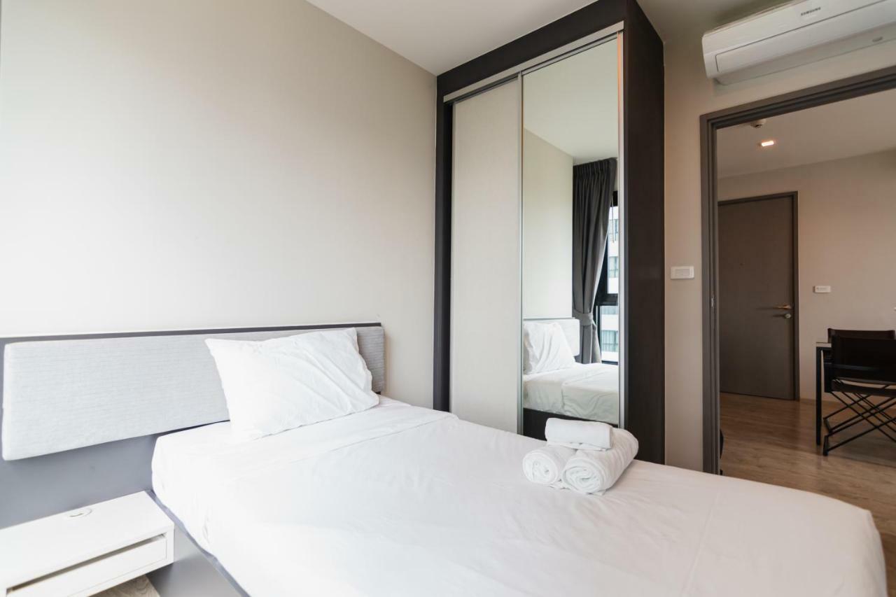 The Base Central Pattaya By Pattaya Holiday Exteriör bild